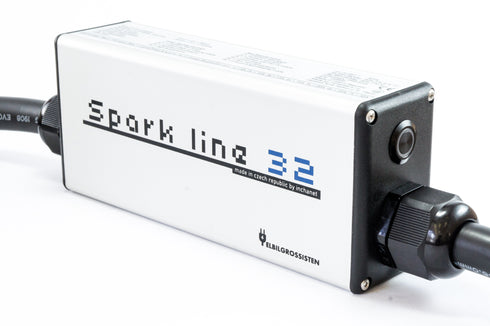 SPARK Red 32 — Rød CEE til type 2 — justerbar ladekabel 6A-32A — 32A / 3-fas — 22 kW