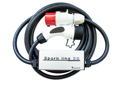 SPARK Red 32 — Rød CEE til type 2 — justerbar ladekabel 6A-32A — 32A / 3-fas — 22 kW